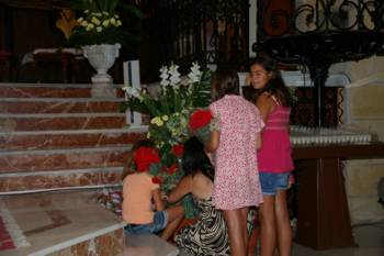 Ofrenda Floral al Santo Cristo de la Antigua